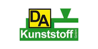Logo von DA Kunststoff GmbH in Grün und Gelb mit Schriftzug.